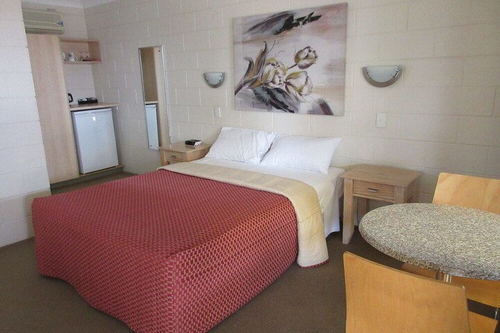Room 3 of 26
