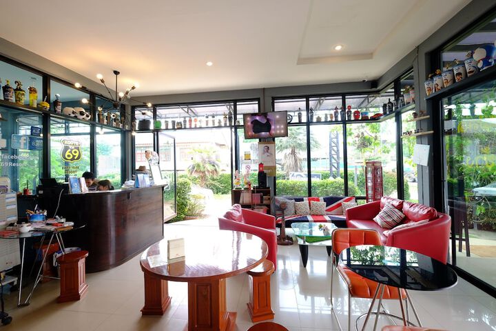 Hotel Interior 2 of 33