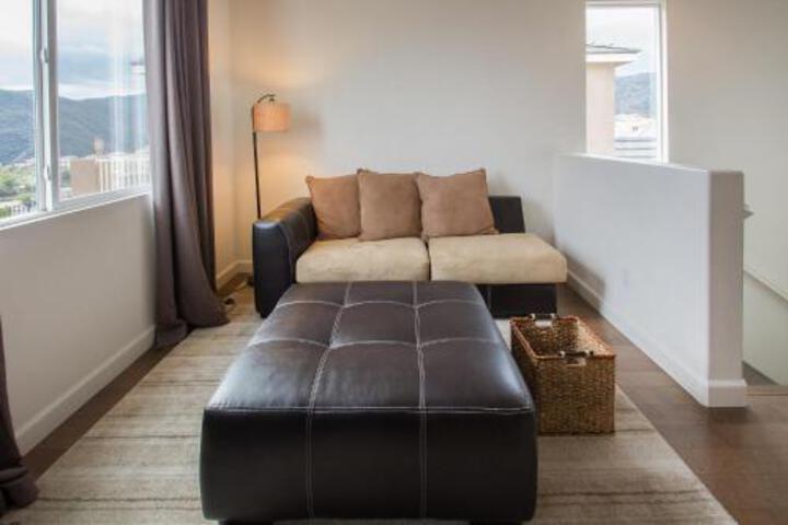 Lakeview Escape in Lake Elsinore, CA