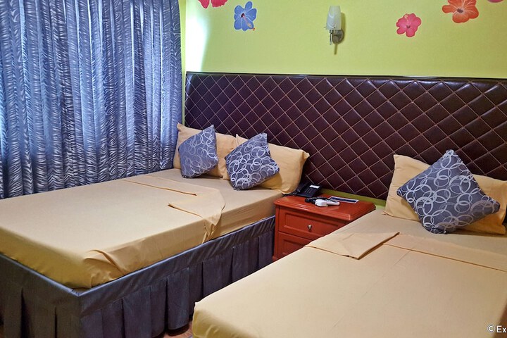 Room 4 of 22