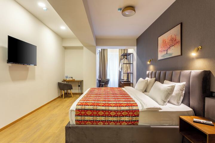 Room 20 of 95