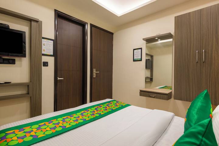 Room 19 of 29