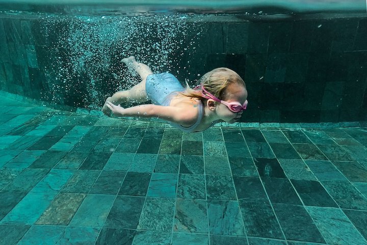 Pool 41 of 157