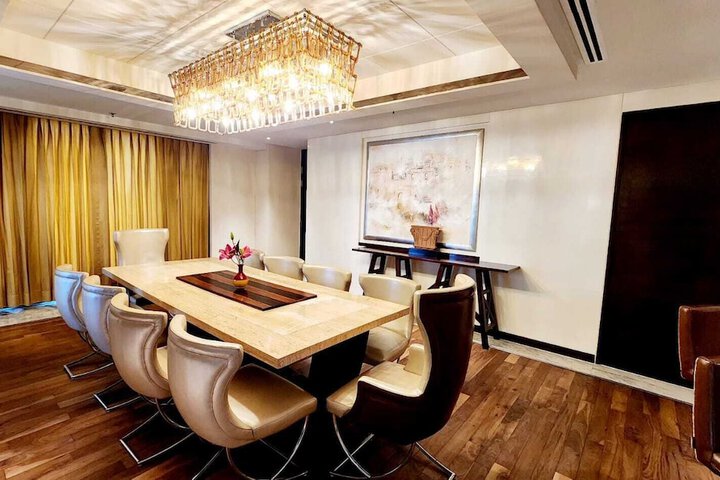 Room 29 of 62