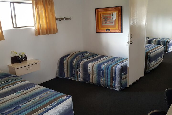 Room 10 of 43