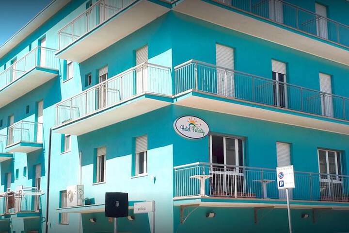 Hotel 4 of 12