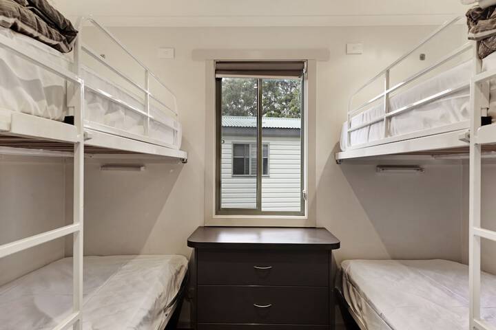 Room 13 of 102