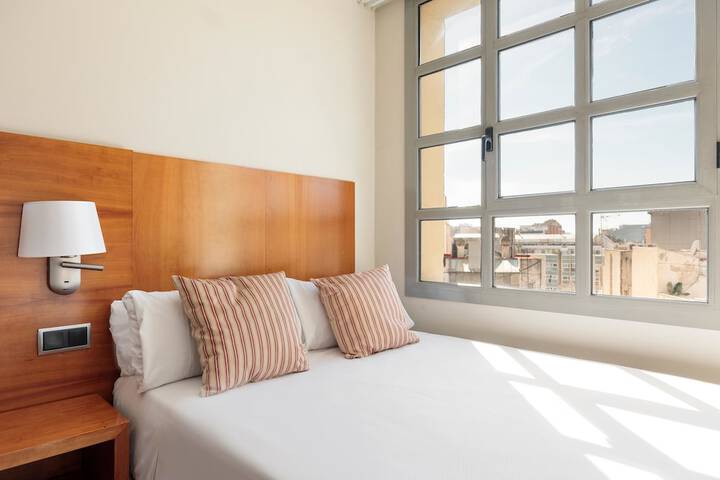 Room 28 of 60