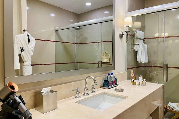 Bathroom Interior Photo
