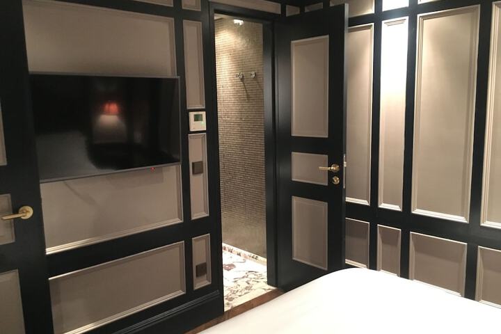 Room 20 of 69
