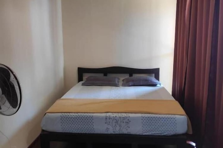 Room 7 of 28