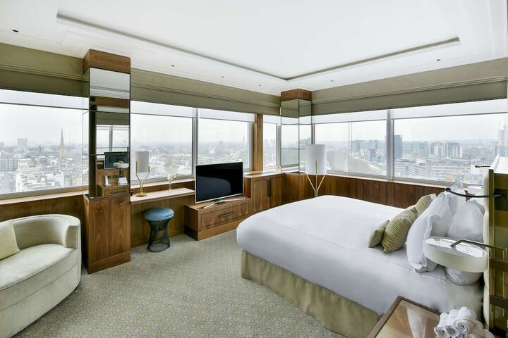 Room 38 of 120