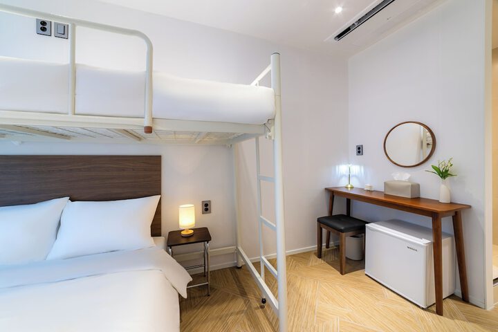 Room 73 of 130