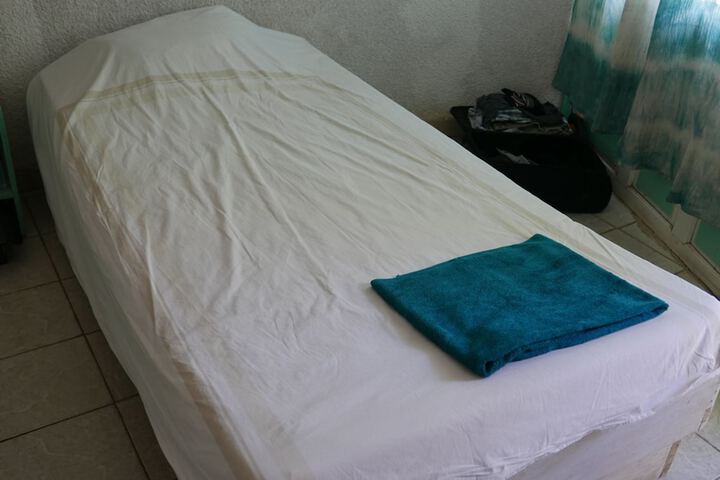 Room 4 of 42