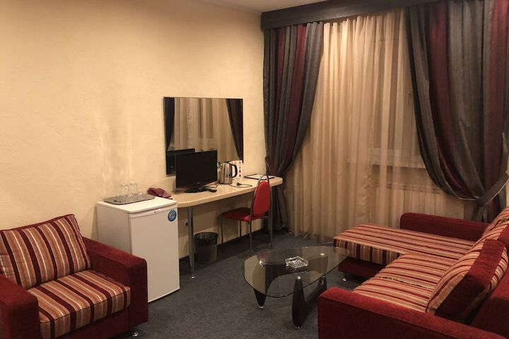 Room 8 of 78