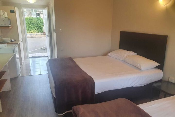 Room 20 of 36
