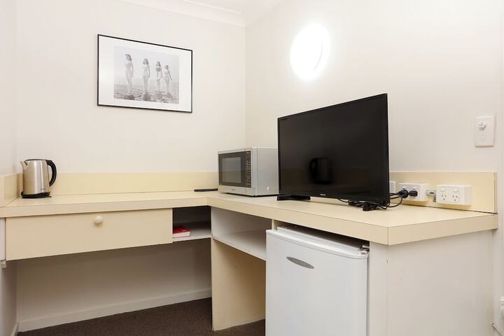 Room 25 of 79