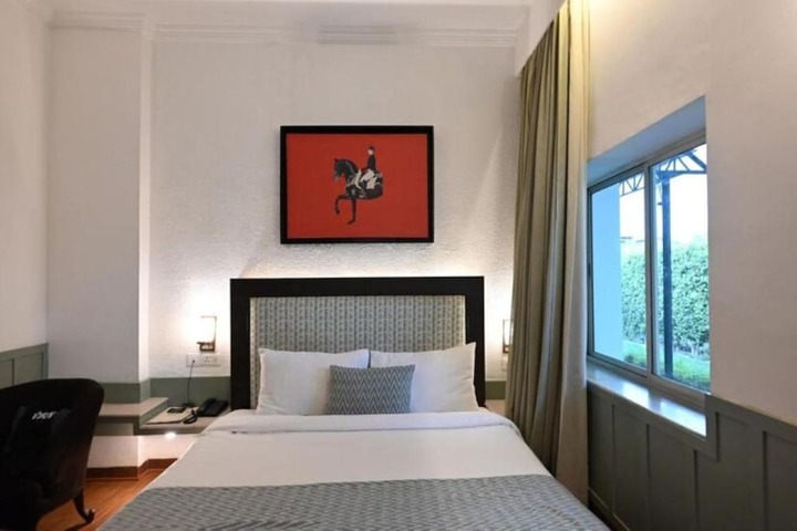 Room 7 of 35