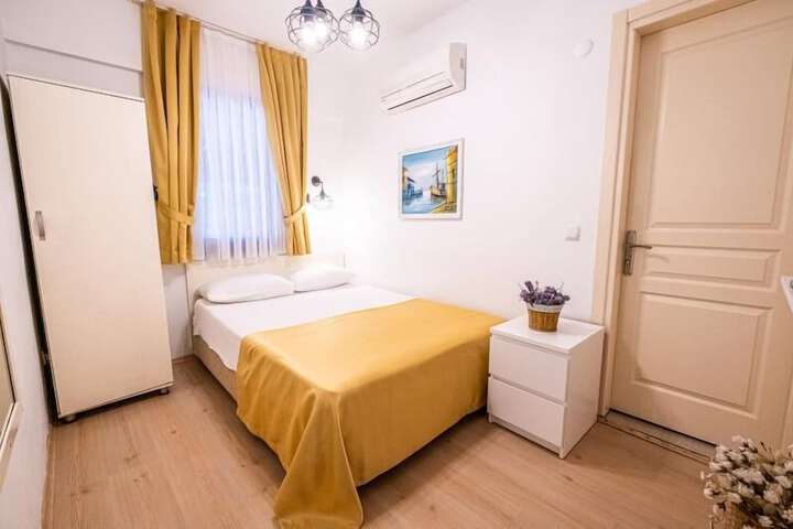 Room 2 of 26