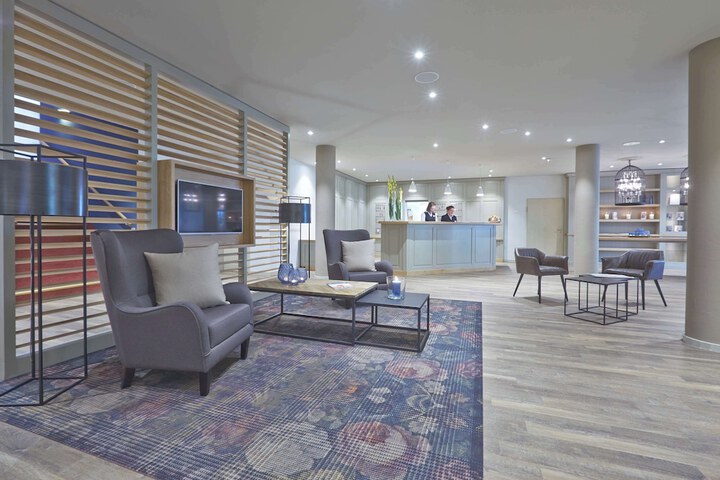 Guest Lobby