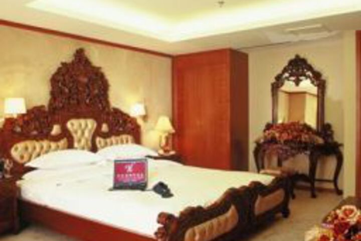Eastern International Hotel