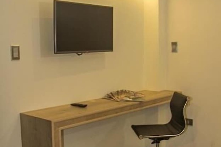 Room 19 of 27