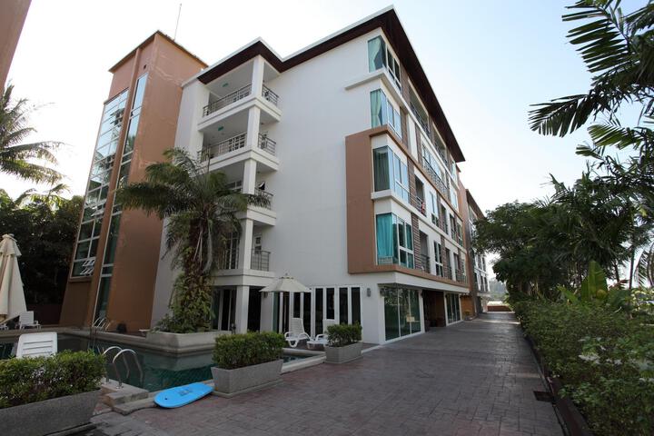 Modern 2 bedroom atPatong