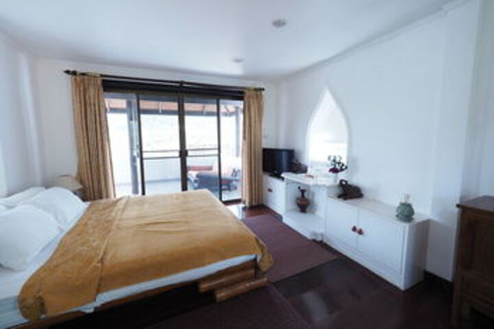 Room 47 of 109