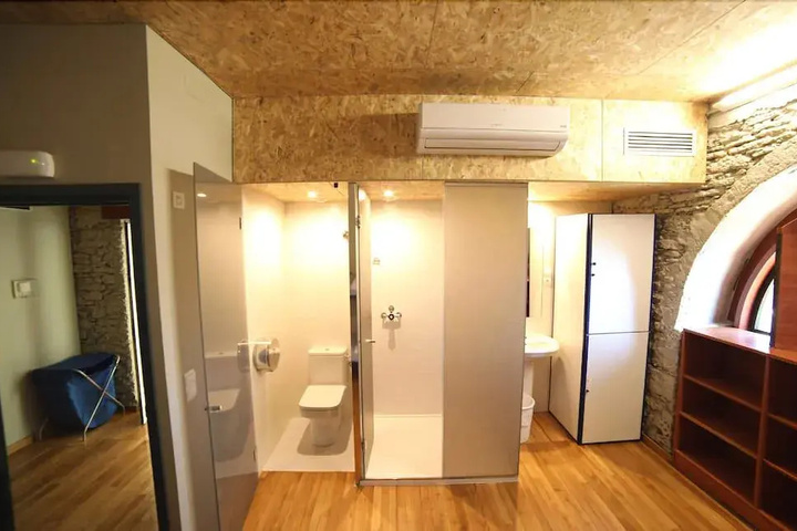 Room 7 of 21