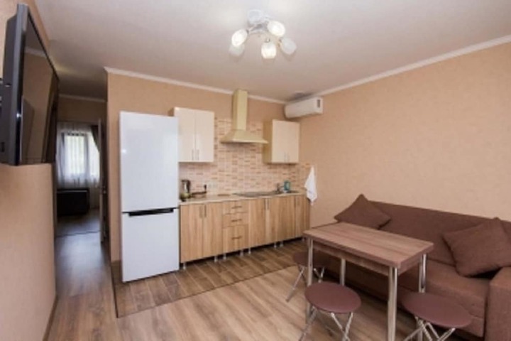 Room 2 of 34