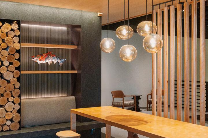 Guest Lobby
