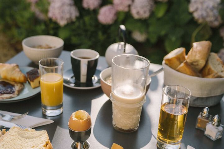 Breakfast/Coffee Service 33 of 44