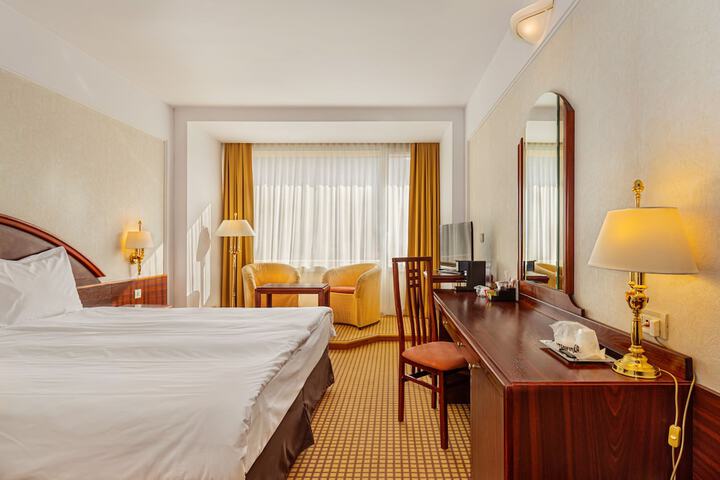 Room 36 of 91