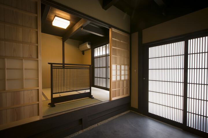 Room 9 of 101