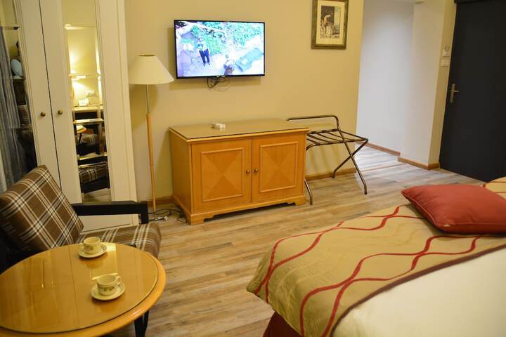 Room 14 of 47