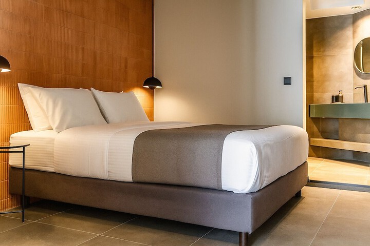 Room 46 of 119