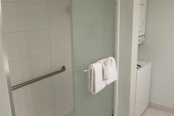 Room 79 of 229