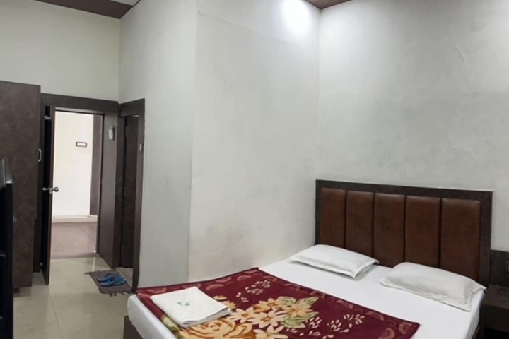 Room 28 of 59