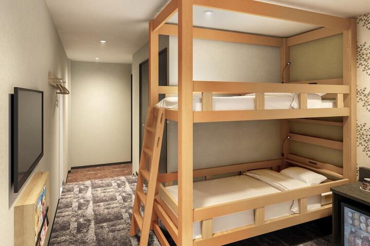 Room 16 of 36