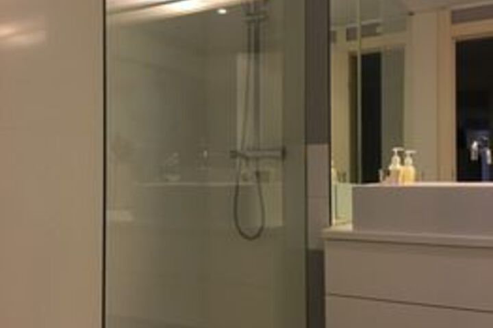 Room 2 of 19
