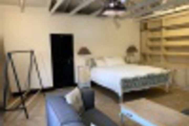 Room 87 of 216