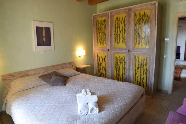 Room 14 of 34