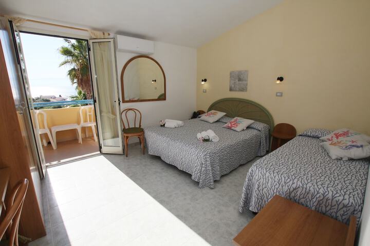 Room 19 of 67