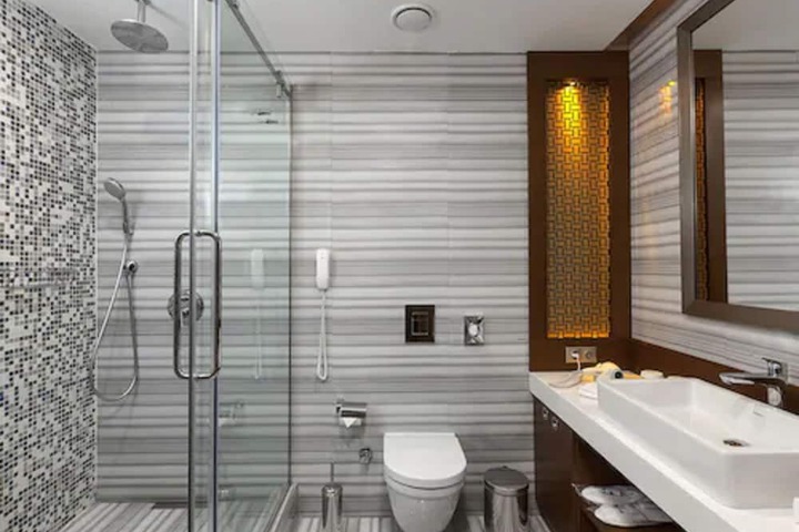Bath Photo