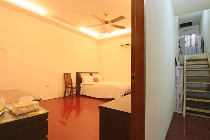 Room 50 of 115
