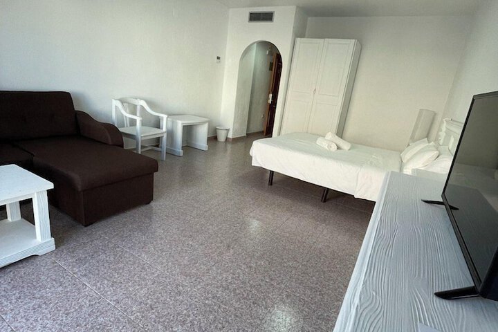 Room 14 of 41