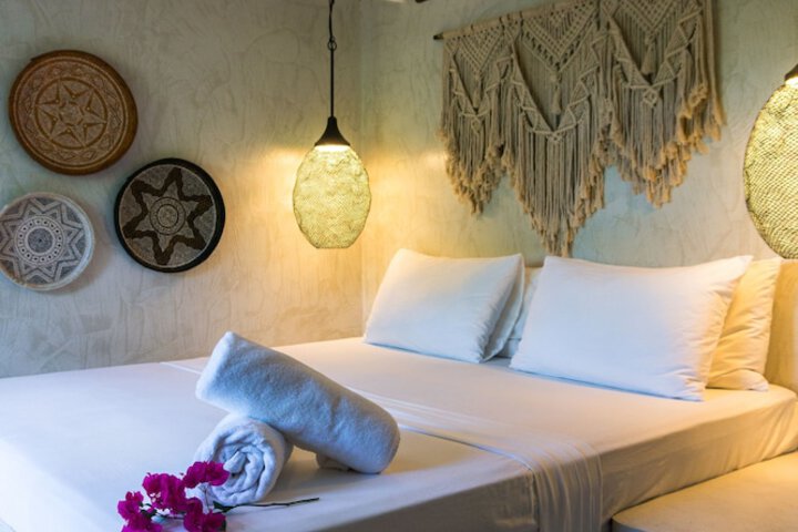 Room 5 of 43