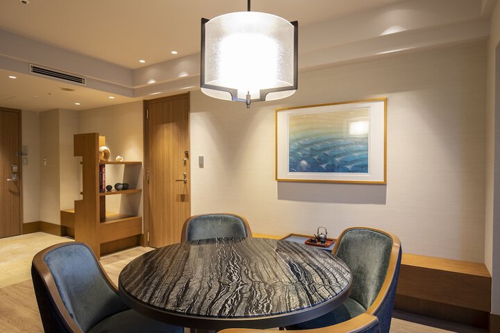 Room 28 of 155