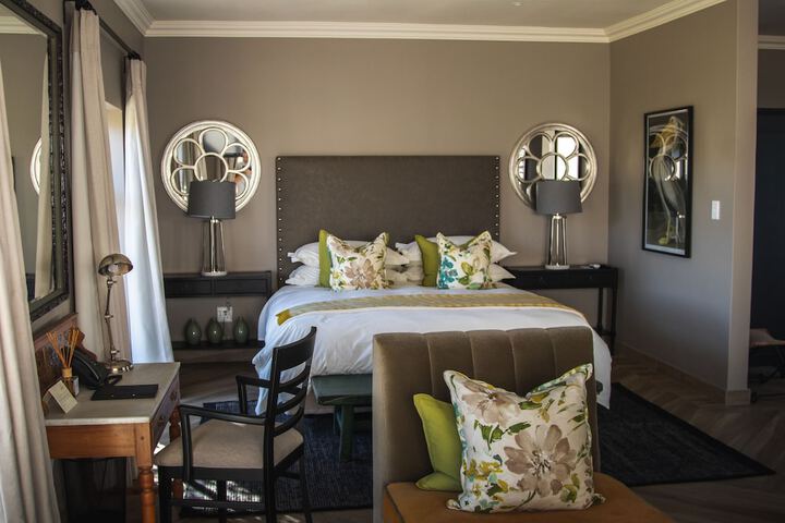 Room 35 of 145