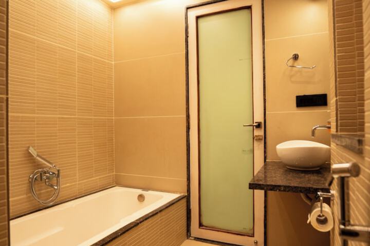 Room 42 of 48